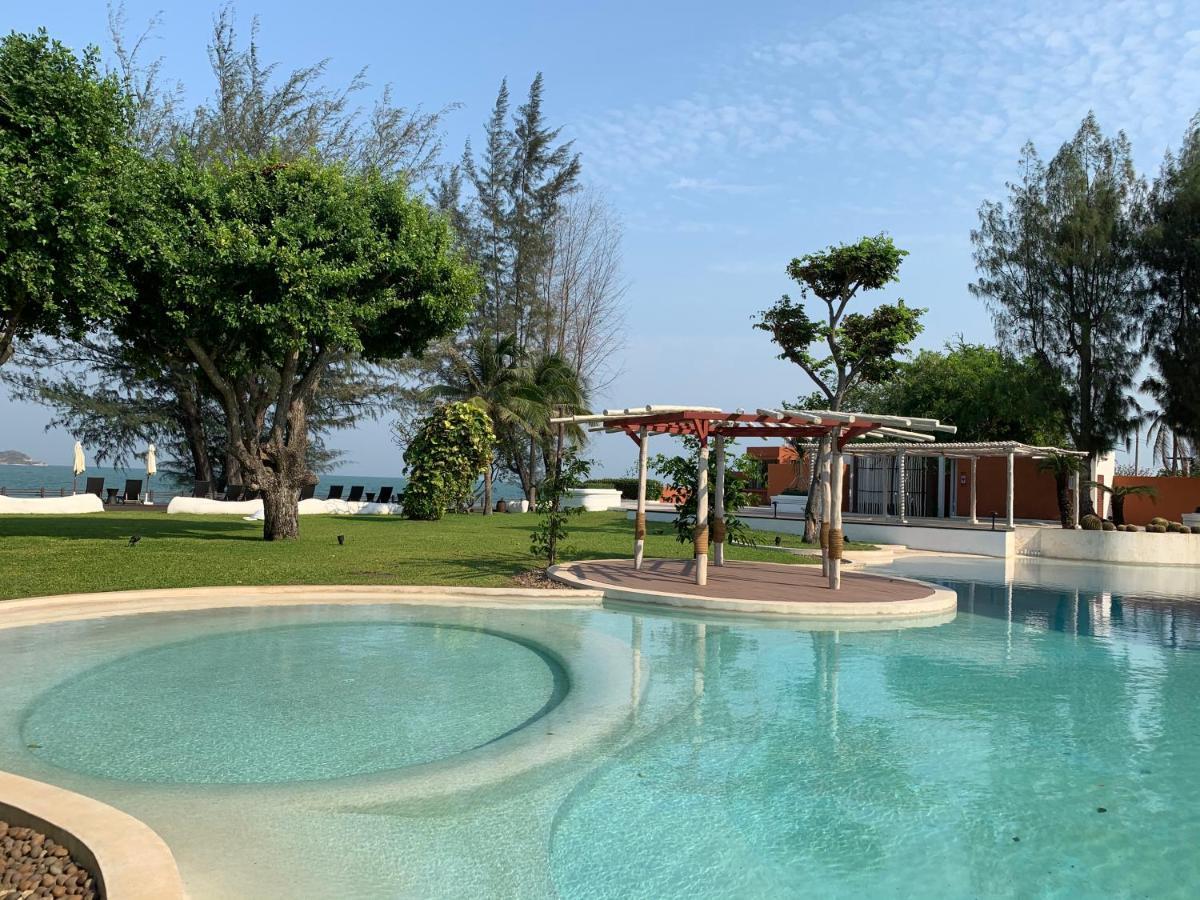 Mexican Beachfront Condo Khautau Kültér fotó